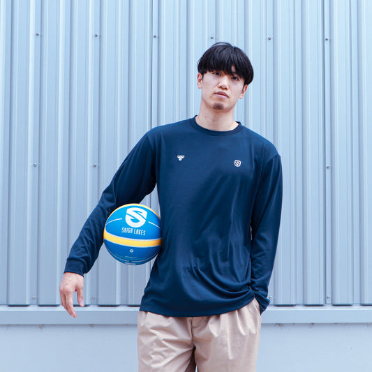 【hummel】エンブレム刺繍ワッペン 長袖Tシャツ