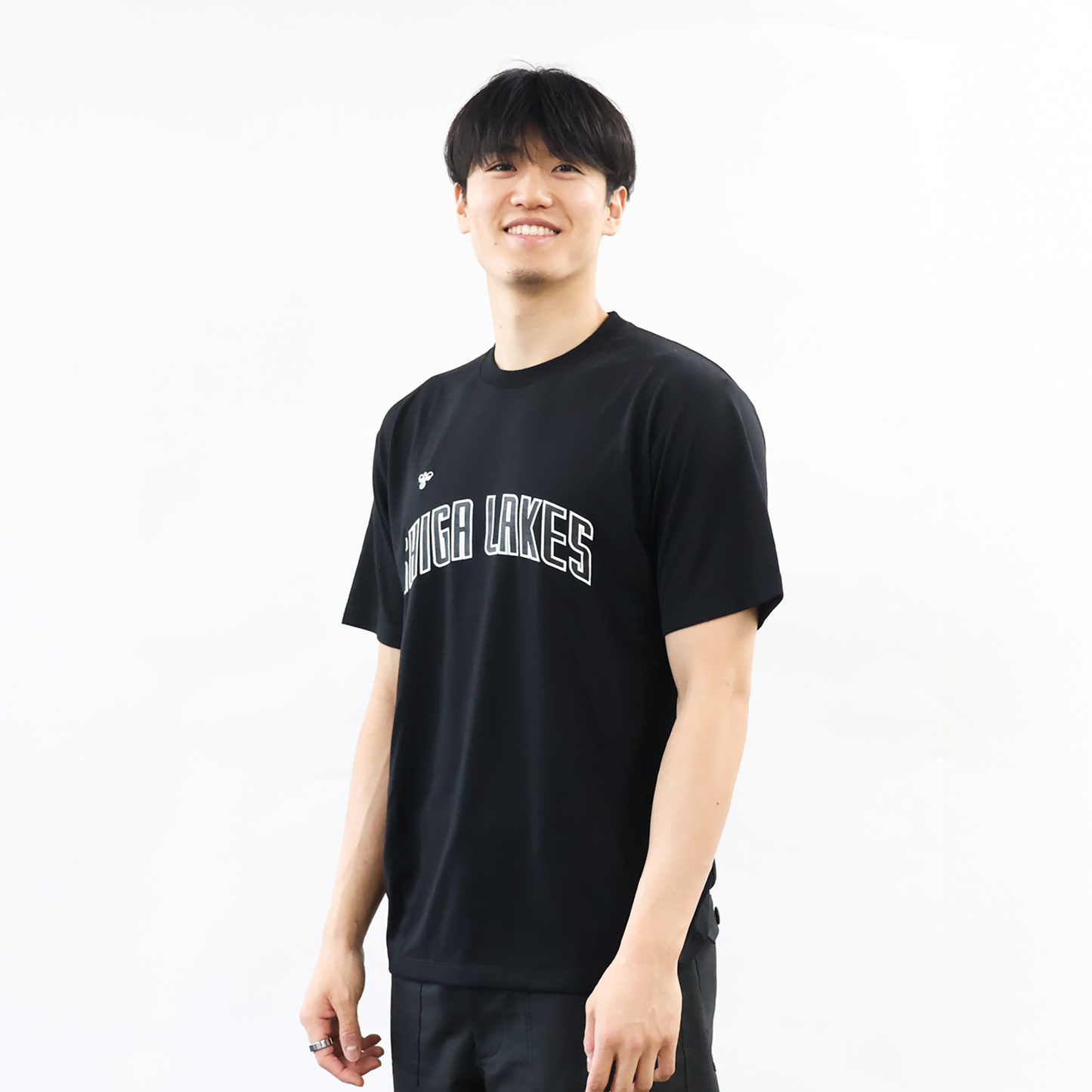 【hummel】カレッジロゴ Tシャツ