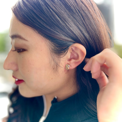 エンブレム・ノンホールピアス